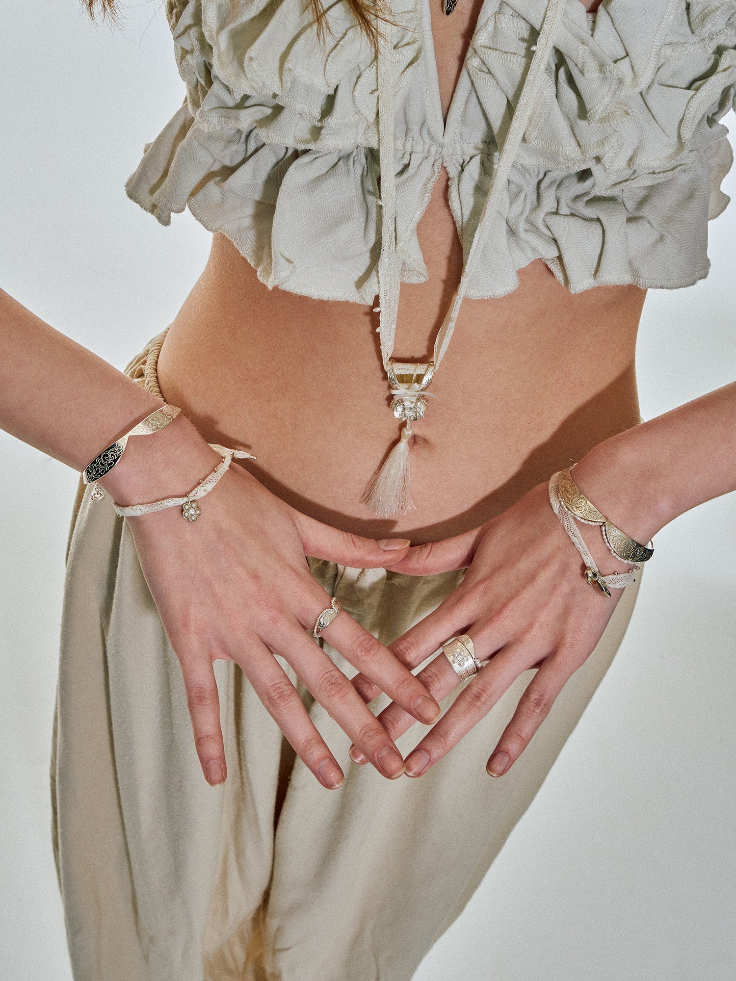 Fairy-Tale Collar Bow Bracelet Adorned with Pearls