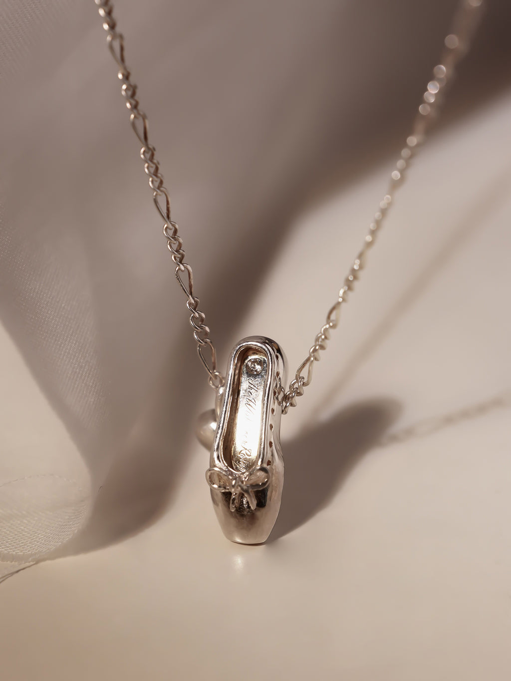 Ballet Shoe Necklace in S925 Silver