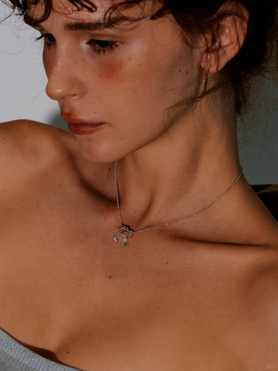 Oil Palette Bow Necklace