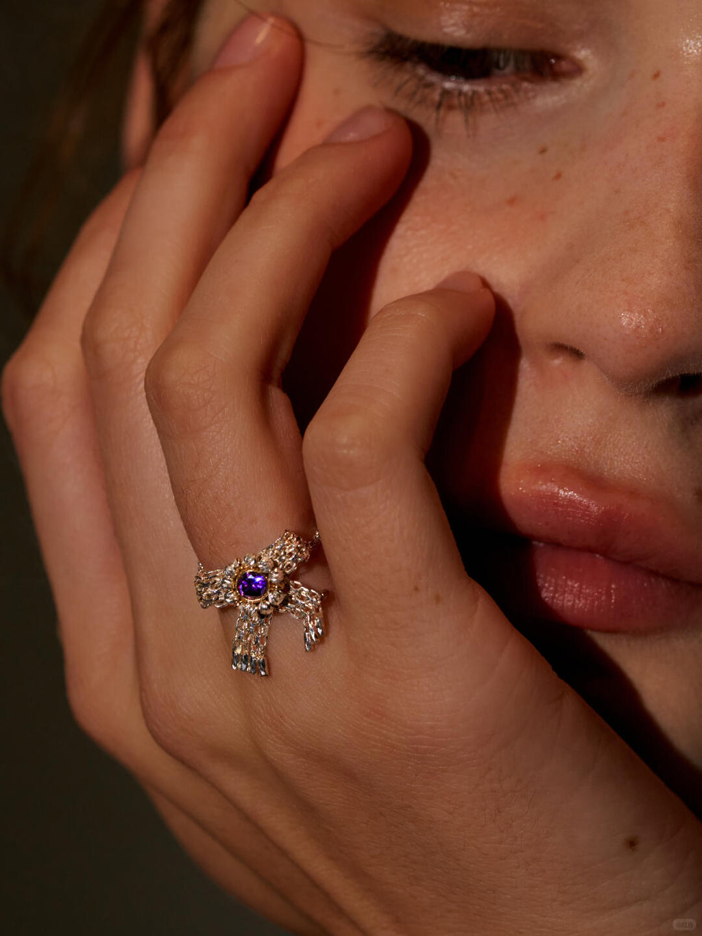 Oil Palette Bow Ring