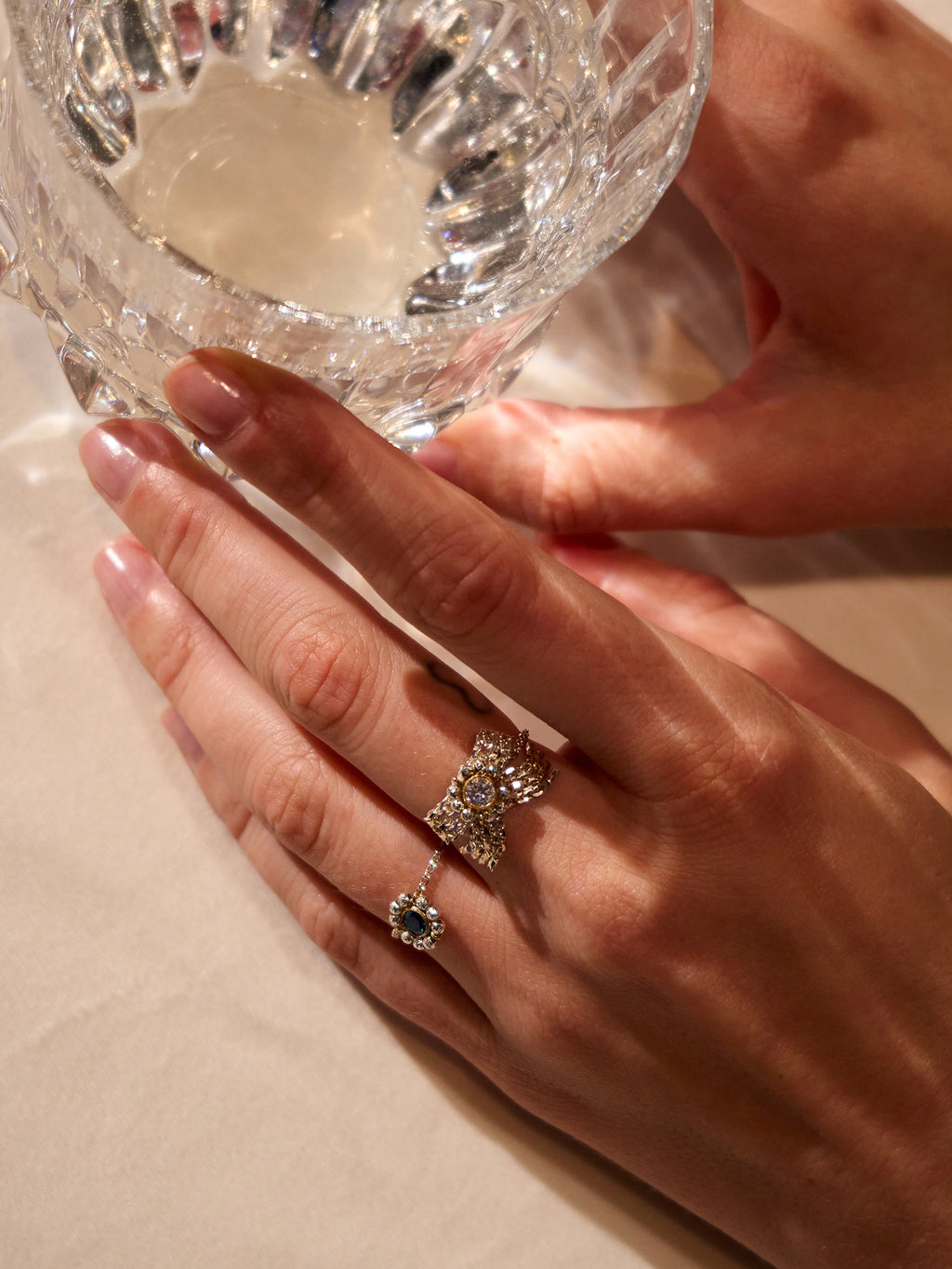 Oil Palette Bow Ring