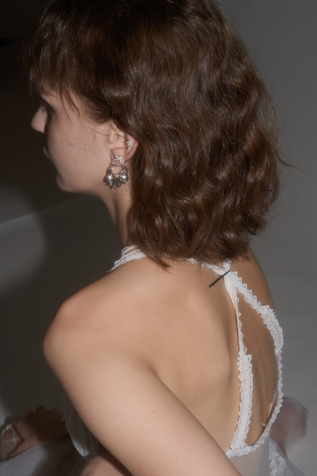 Large Bowtie Hoop Earrings in S925 Silver